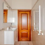 Apartment Royal Palace Capodimonte - Just A Stone's Throw From The Center