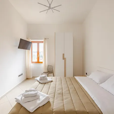 Appartement Royal Palace Capodimonte - Just A Stone's Throw From The Center Naples